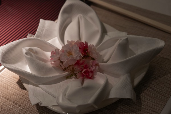 Ambassador Cruise Line Renaissance Lotus Restaurant 2 ©Ambassador Cruise Line.jpg